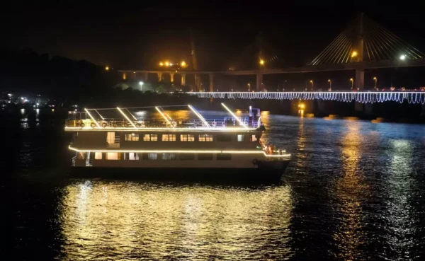 dinner cruise in goa